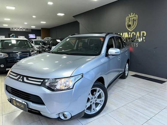 MITSUBISHI OUTLANDER 2.0 16V GASOLINA 4P AUTOMÁTICO MITSUBISHI OUTLANDER 2.0 16V GASOLINA 4P AUTOMÁTICO